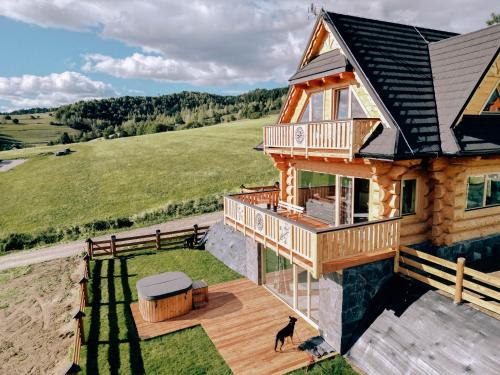 Osada Pod Modrzewiami in Kluszkowce, Poland