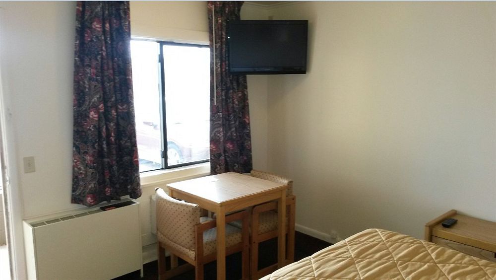 Royal Inn Victor - photo 4
