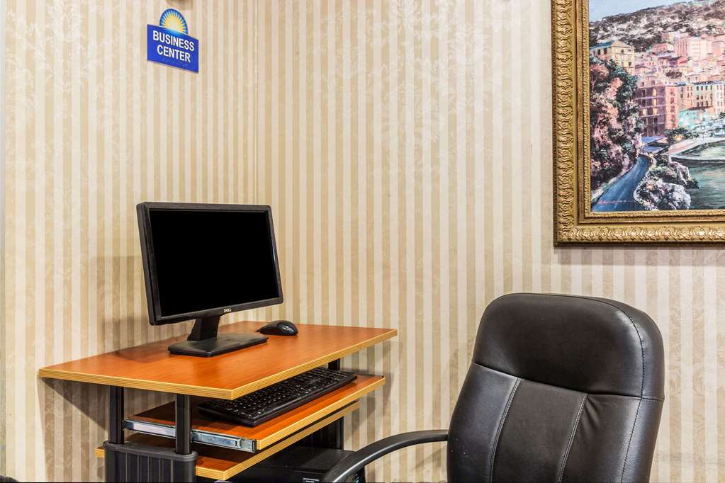 Days Inn by Wyndham Budd Lake - photo 15