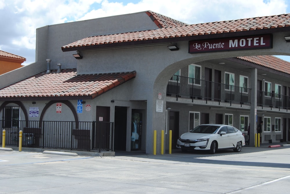 La Puente Inn Motel - photo 65