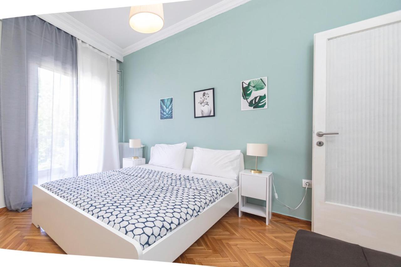 Anastasios' Artwork Apartment — 4-Star Luxury Hotel in Thessaloniki, Greece