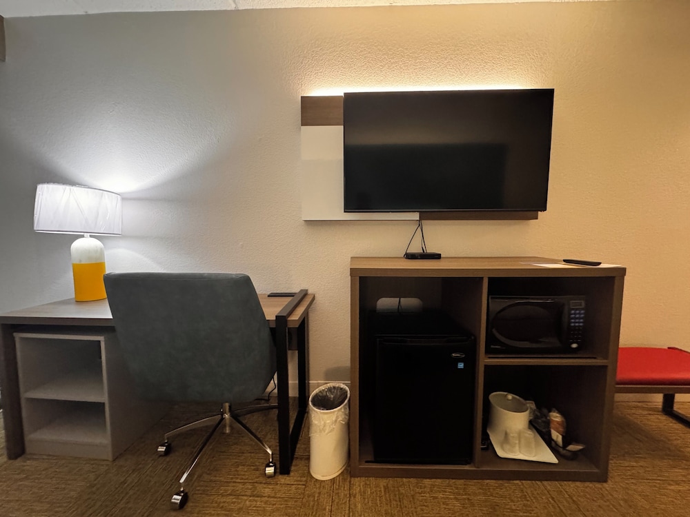 Comfort Inn Darien North Brunswick - photo 25