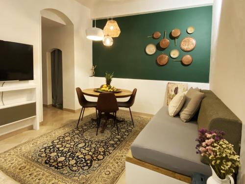 San Lorenzo for foodies — 4-Star Luxury Hotel in Florence, Italy