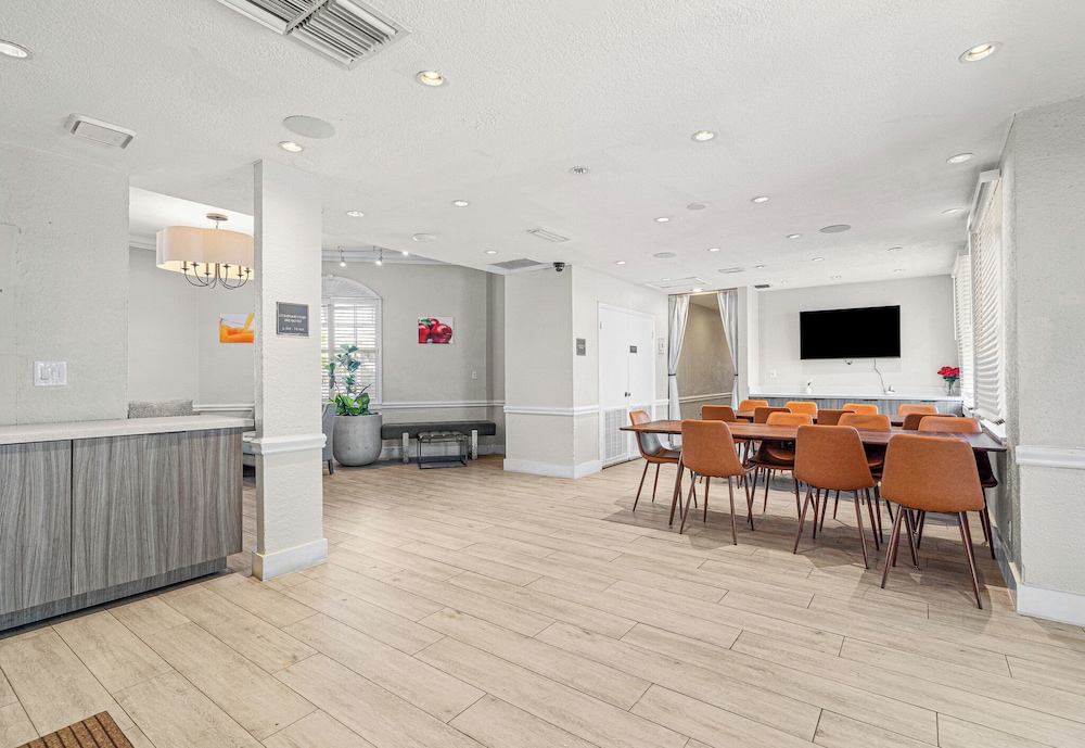 2520 Living - photo 25