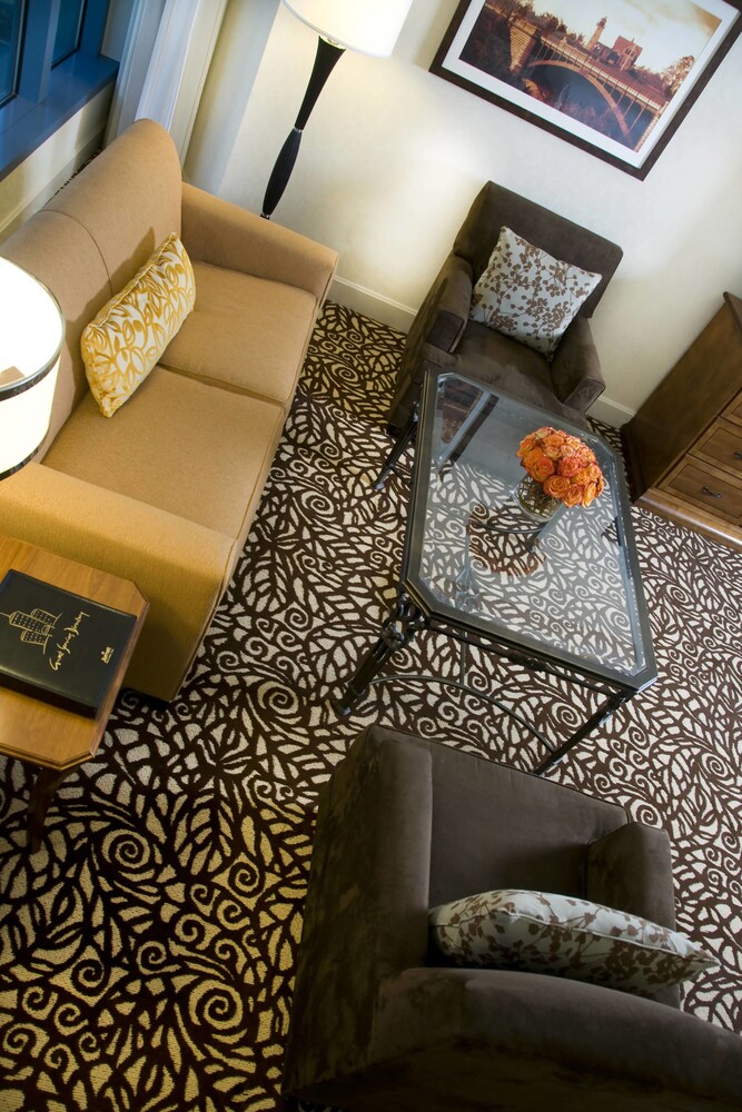 Marriott Milwaukee West - photo 15