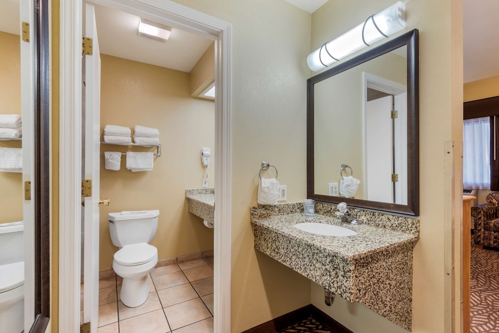 Turquoise Inn & Suites - photo 24