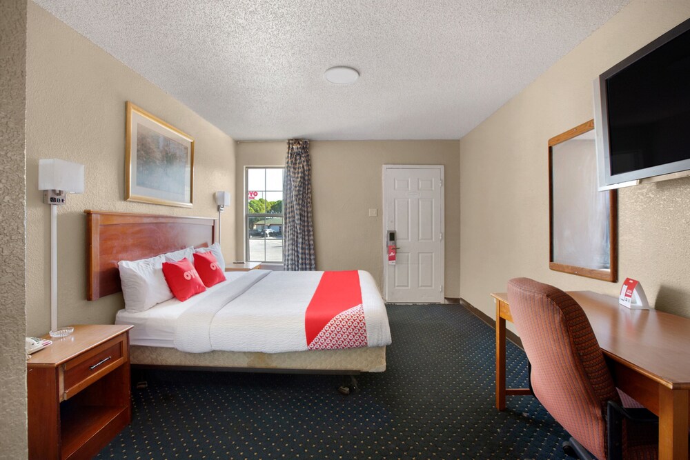 OYO Inn Dallas South - photo 24