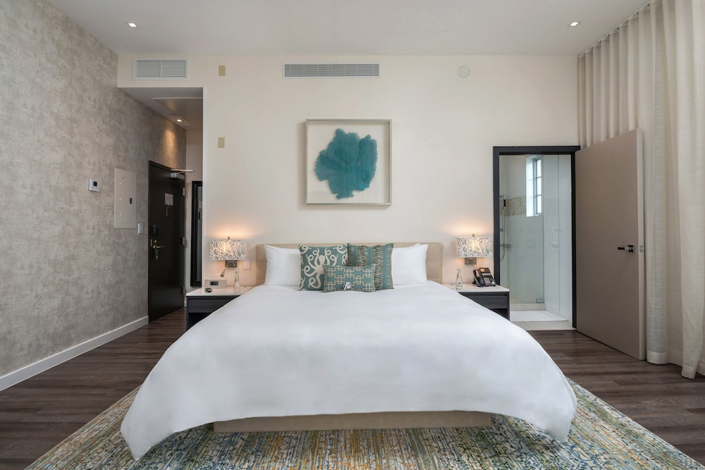 The Marlin Hotel - photo 56