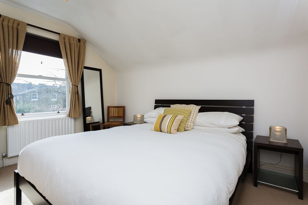 Veeve Fine Farlow — 4-Star Luxury Hotel in London, United Kingdom