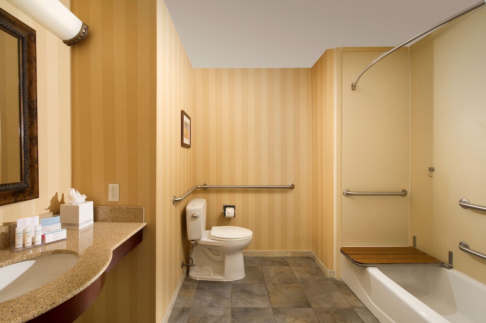 Hampton Inn & Suites San Antonio Airport - photo 19