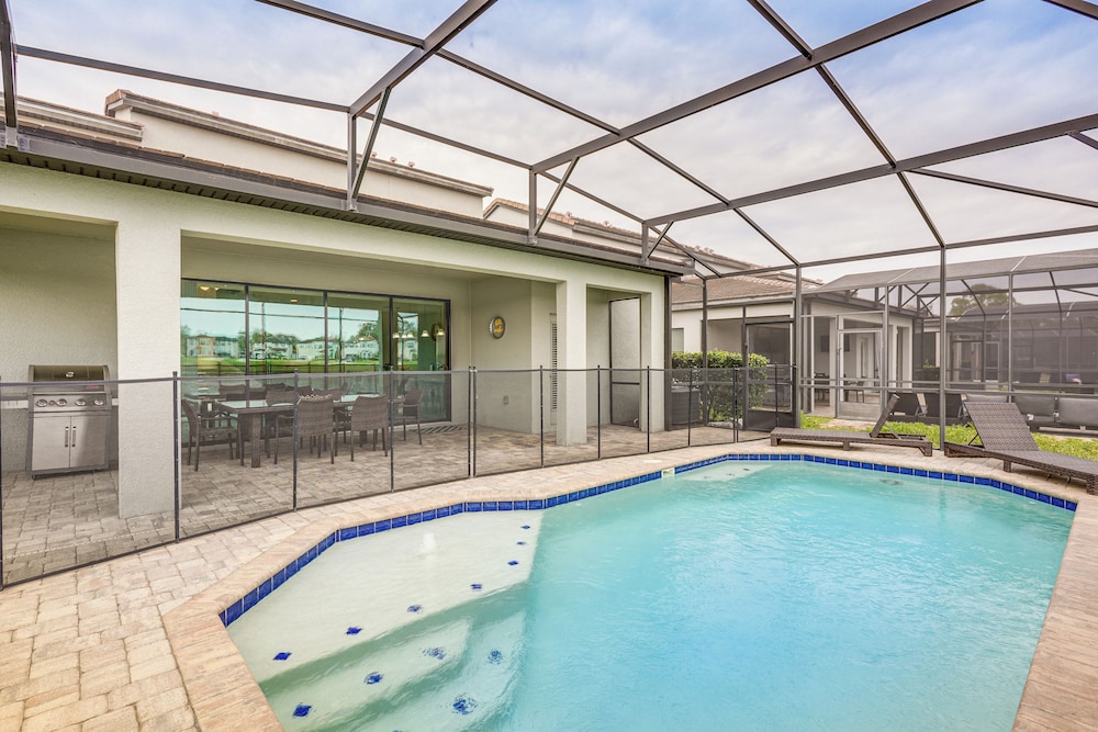 Resort Home in Haines City Screened Lanai Pool - photo 25