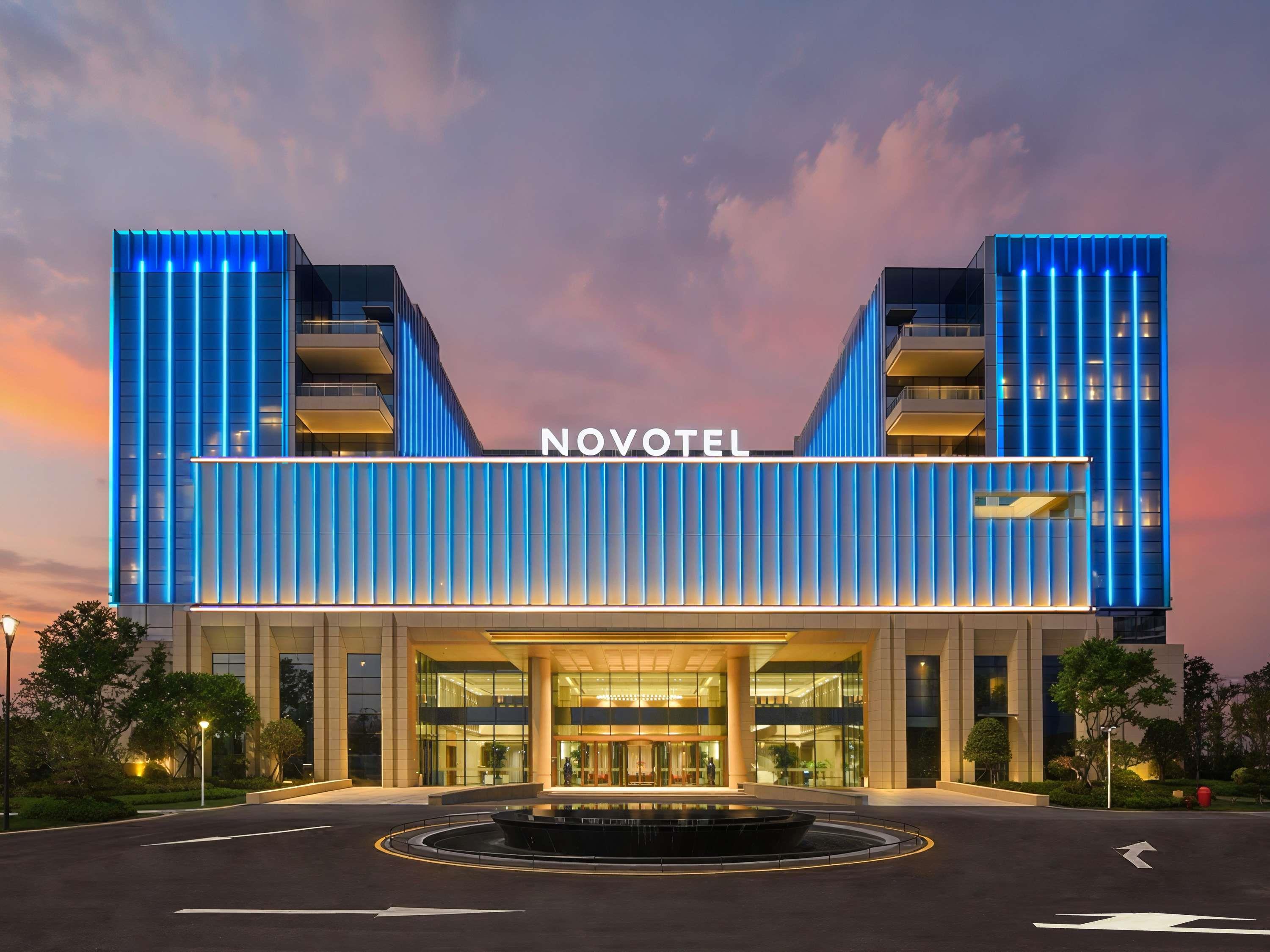 Novotel Jinan Airport — 4-Star Luxury Hotel in Jinan, People's Republic of China