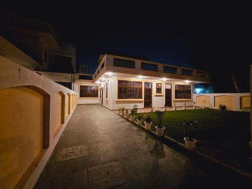 Raj Residency Inn