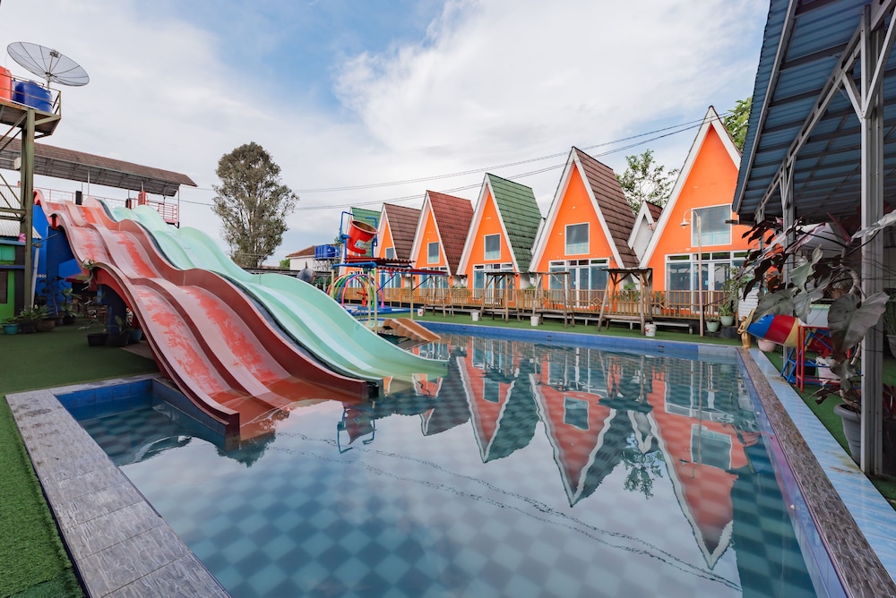 RedDoorz Resort Syariah @ Jaya Tirta Abadi in Purwakarta, Indonesia