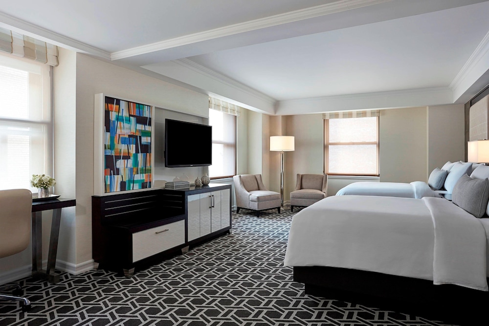 JW Marriott Essex House New York - photo 12