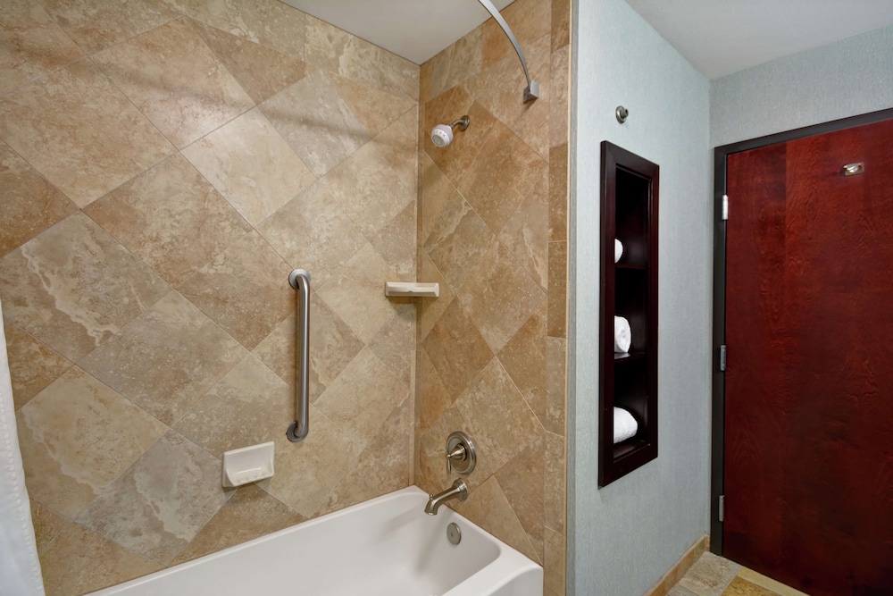 Hampton Inn & Suites San Antonio Northeast I 35 - photo 25
