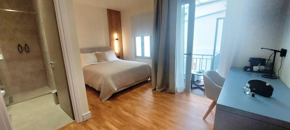 Elite Patras Suites — Patra — photo 4