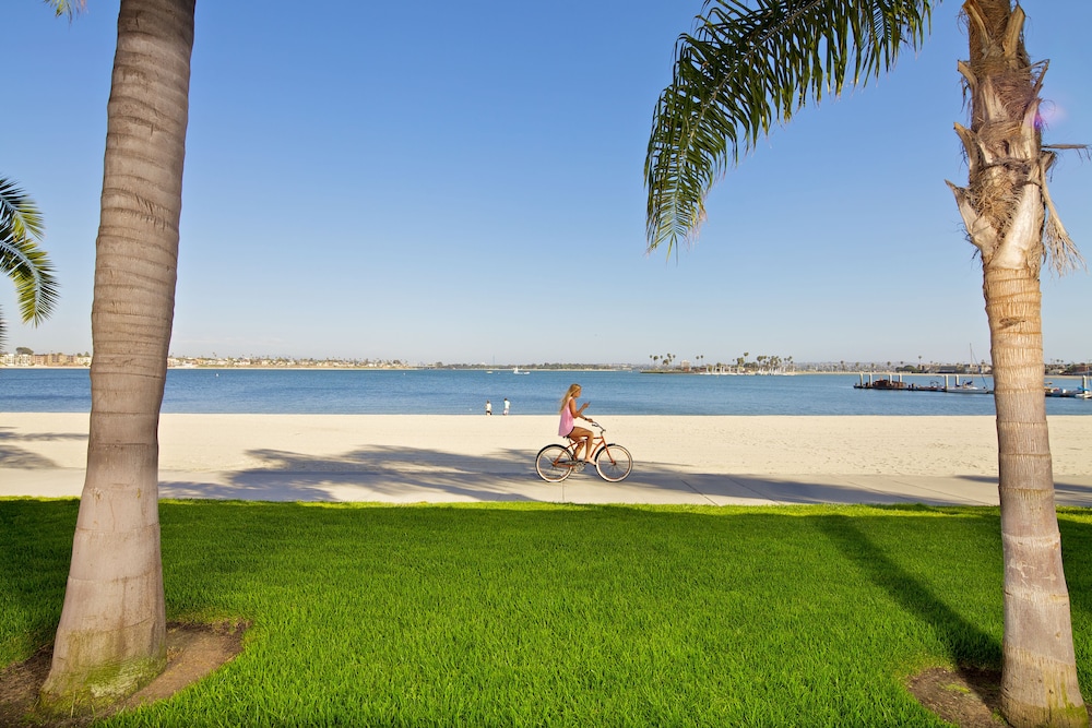 Catamaran Resort and Spa - photo 25