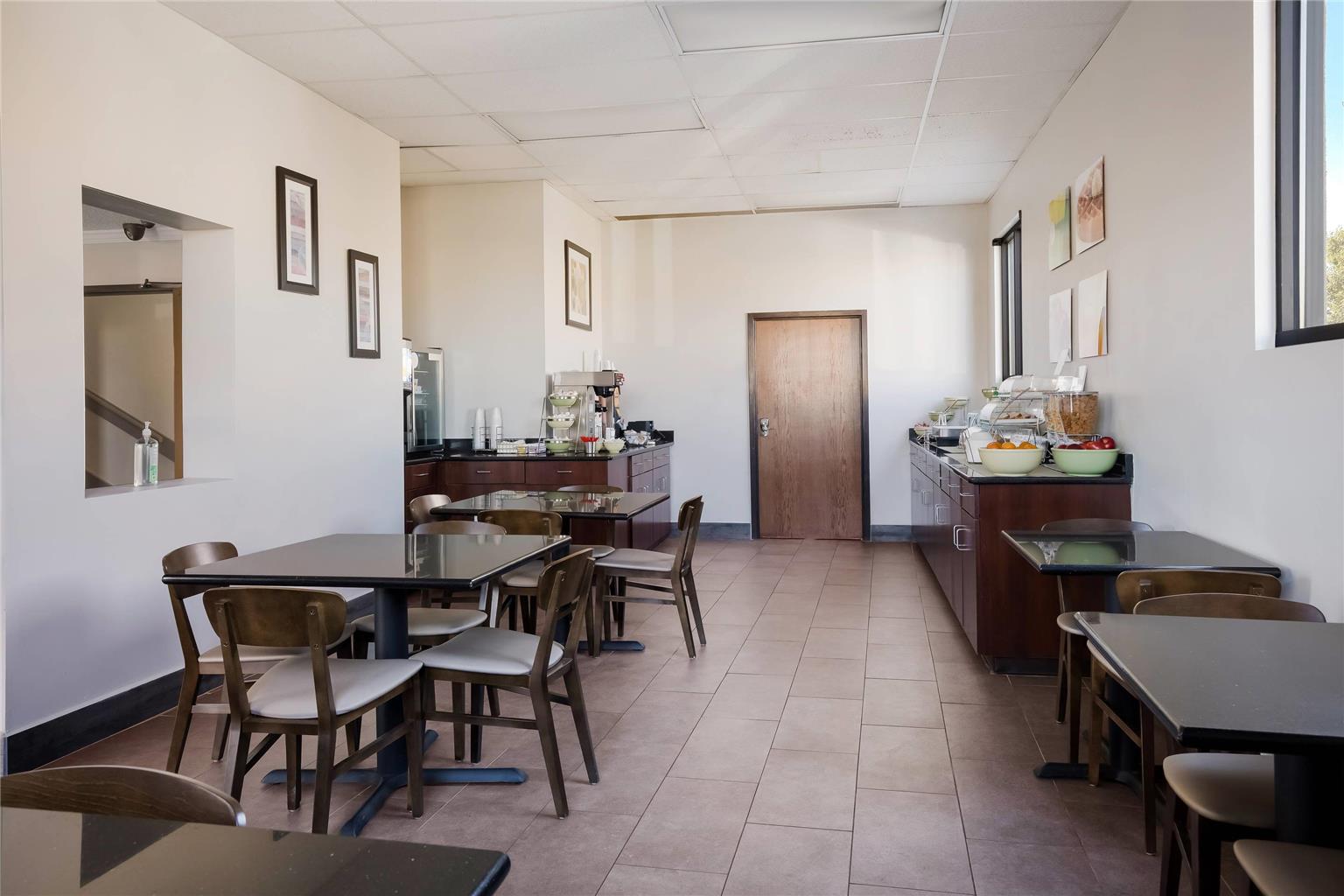 Quality Inn Hall of Fame - photo 27