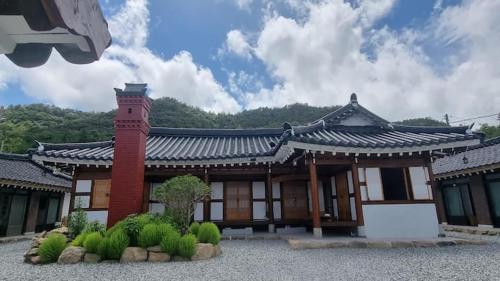 Museon Hanok Stay Jebi in Haenam, South Korea