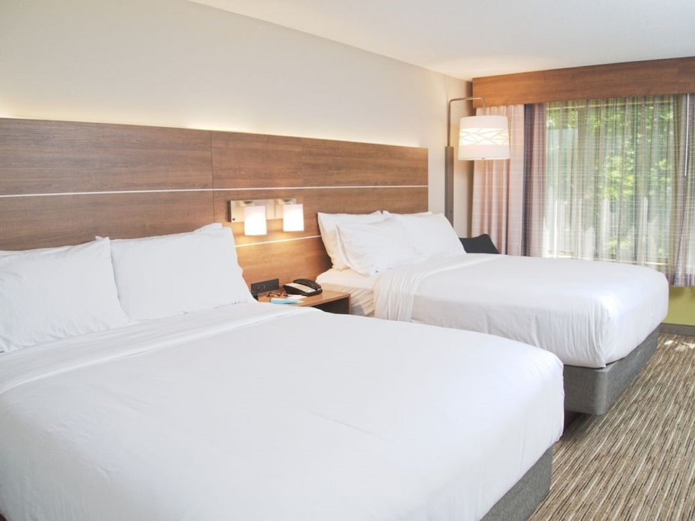 Holiday Inn Express South Burlington by IHG - photo 17