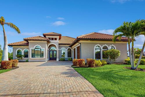 Cape Coral Majesty — 4-Star Luxury Hotel in Cape Coral, United States