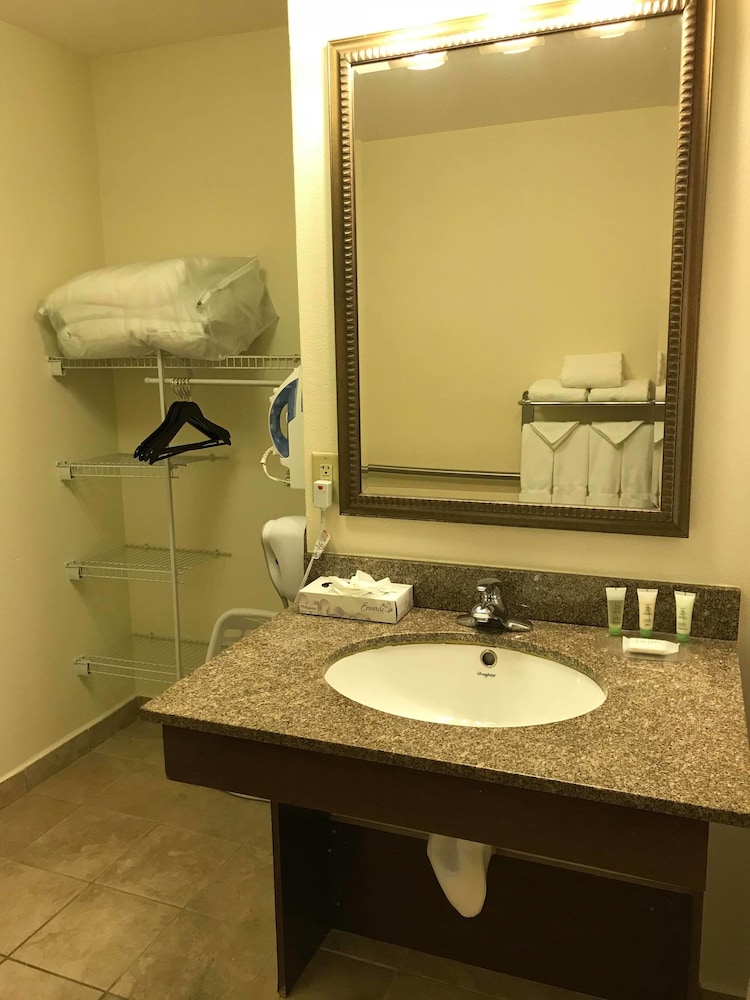 Staybridge Suites Austin Airport by IHG - photo 54