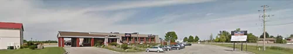 Sutton Park Inn in Kincardine, Canada