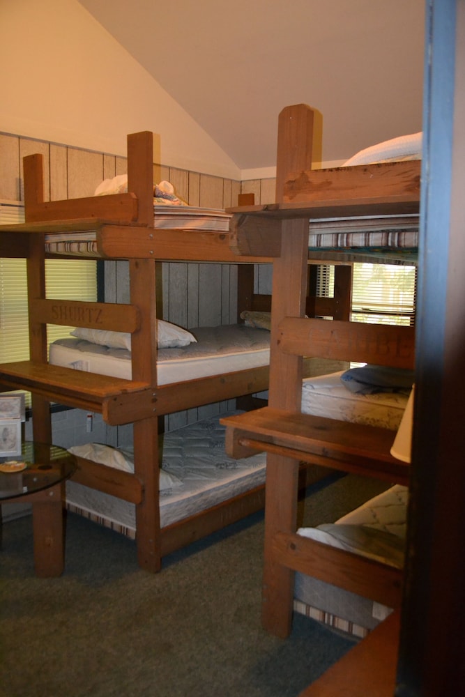 Beaufort Harbour Suites - photo 14