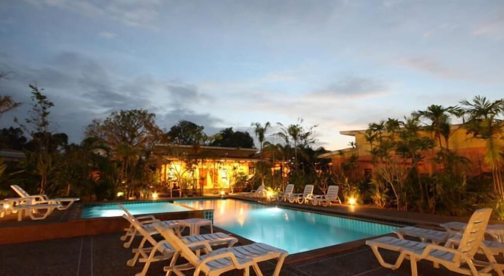 Bida Daree Resort - carbon neutral hotel in Krabi