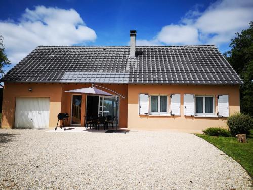 Le Logis du Grand Duc - carbon neutral hotel in Unknown City