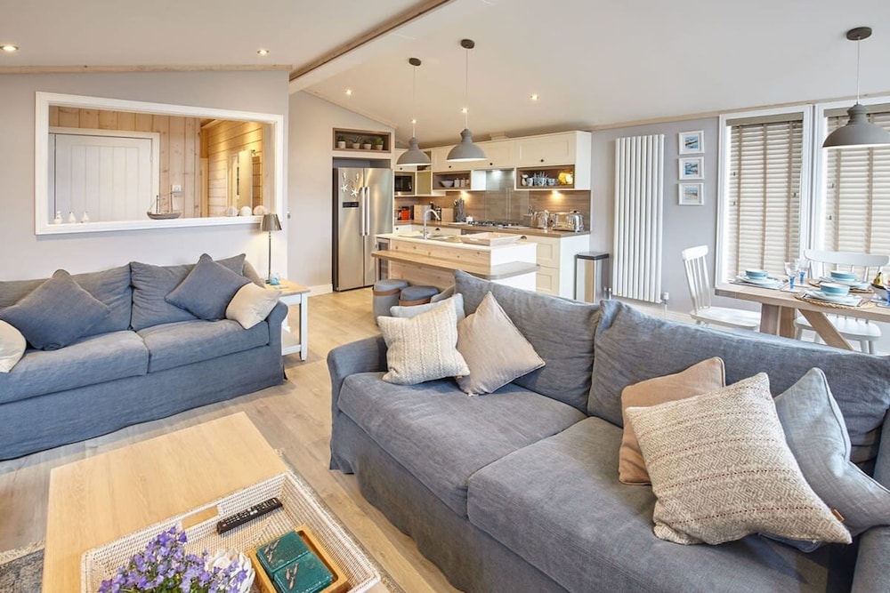 Host & Stay Puffins Rest