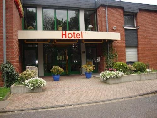 March H nxe Ost pet-friendly hotel Huenxe