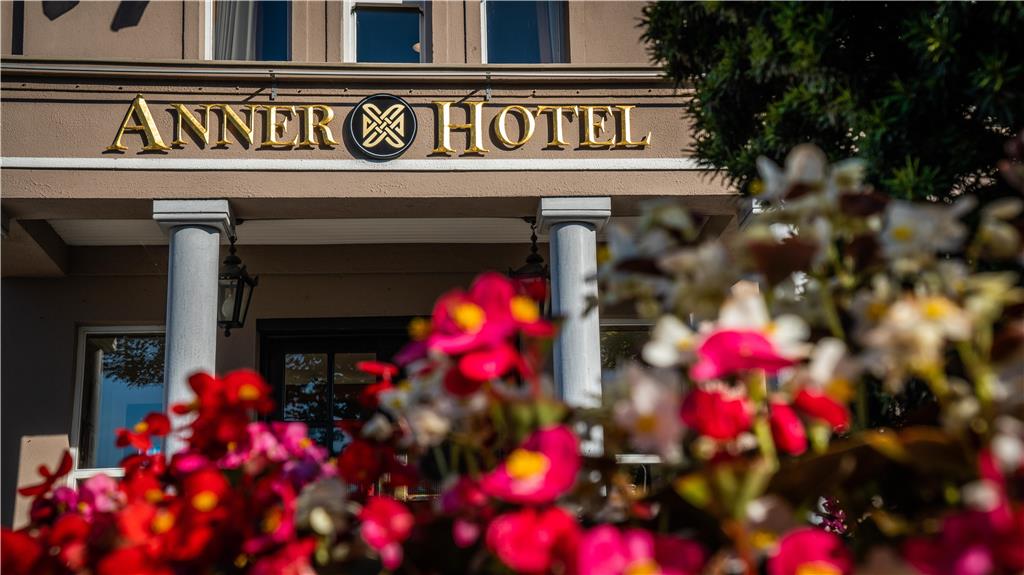 Anner Hotel