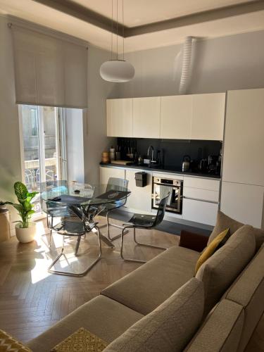 A due passi da Stazione Centrale — 4-Star Luxury Hotel in Milan, Italy
