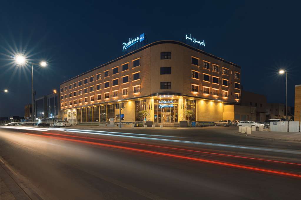 Radisson Blu Hotel Buraidah in Buraydah, Saudi Arabia
