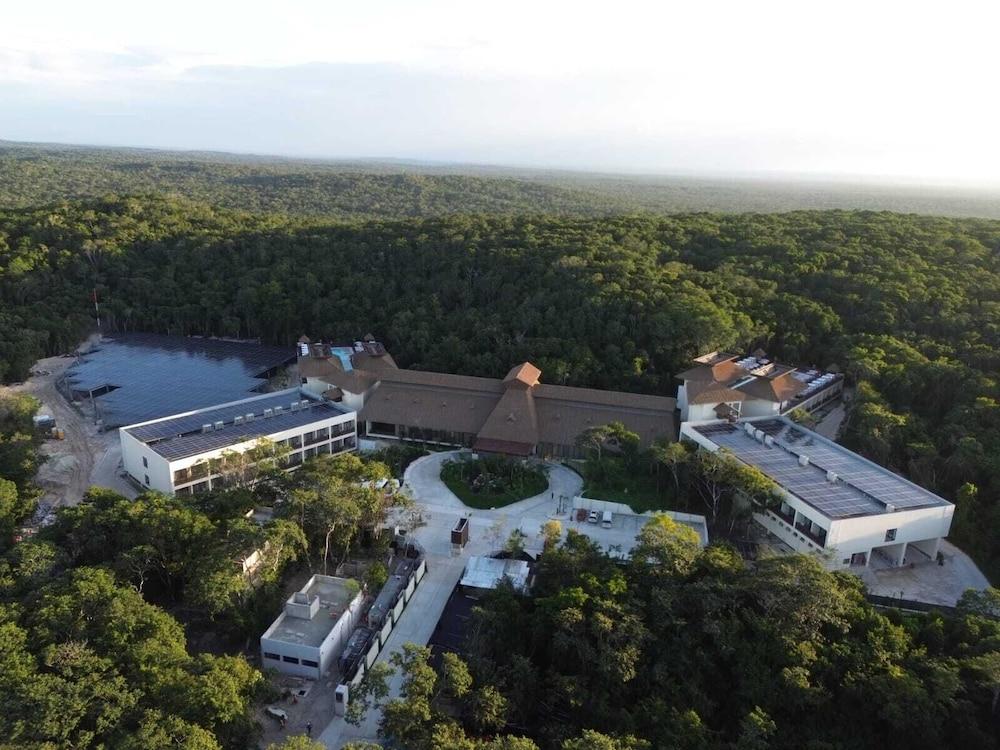 Hotel Mundo Maya Calakmul