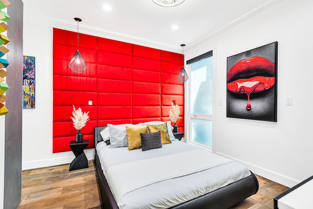 SW Beach Hotel - photo 9