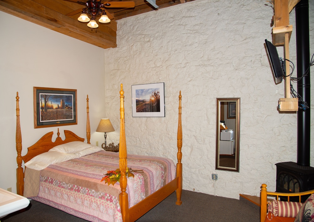 Stone Mill Hotel & Suites - photo 37