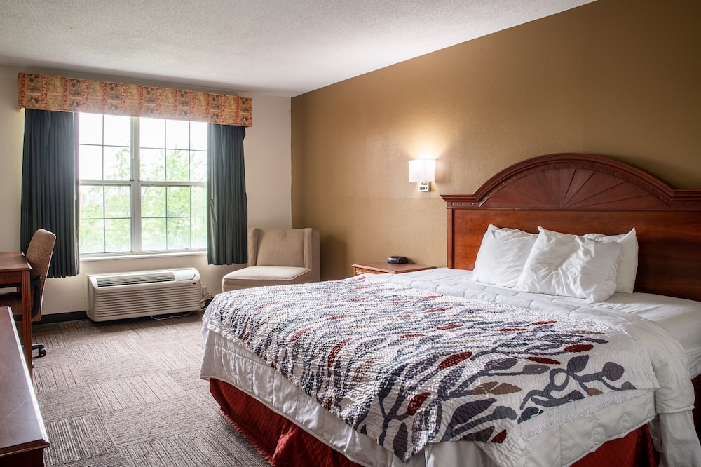 BlissPoint Inn & Suites - photo 6