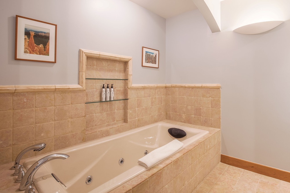 Element 52 Auberge Collection - photo 339