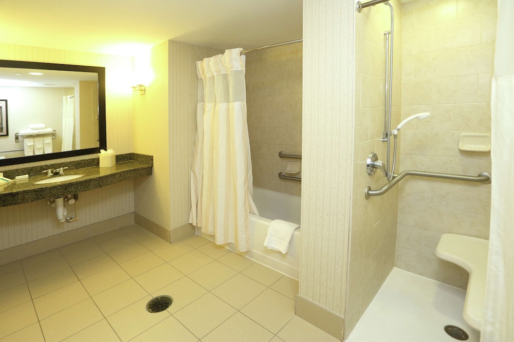 Hilton Garden Inn Chesapeake Suffolk - photo 20