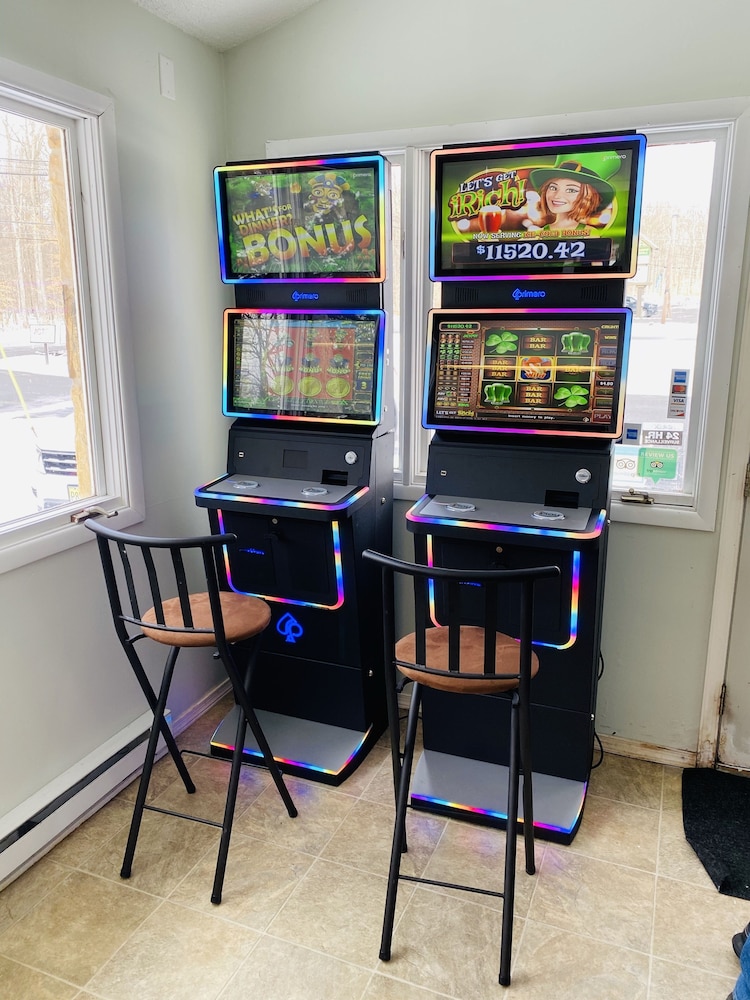 Country Place Inn And Suites - photo 16
