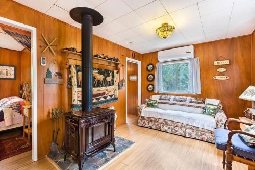 Historical Cabin in Julian Pet's okay — 4-Star Luxury Hotel in Julian, United States