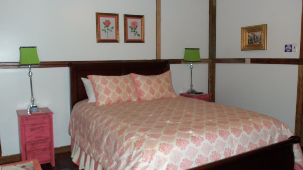 The Main Street Hotel - photo 10