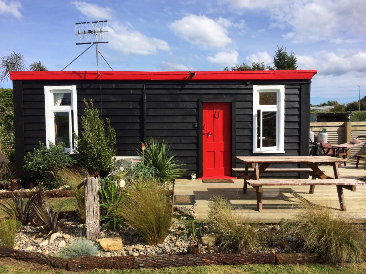 Southern Scenic Stargazer in Riverton, New Zealand