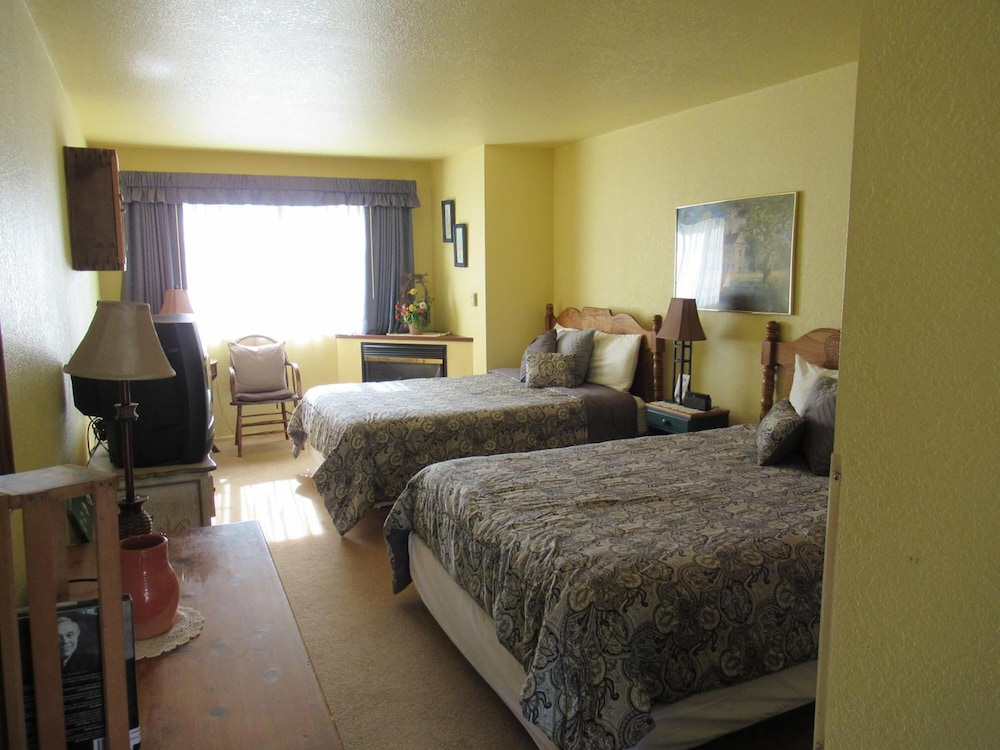 Gualala Country Inn - photo 4