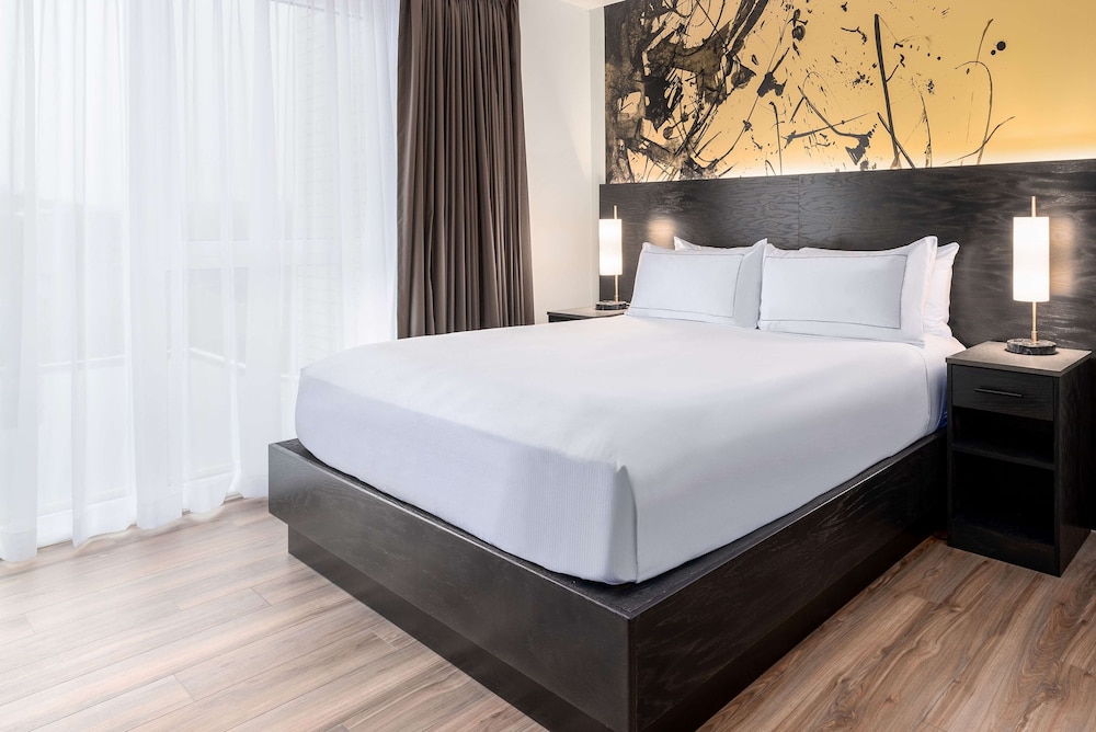 Holman Riverfront Park Hotel Salem Tapestry by Hilton - photo 4