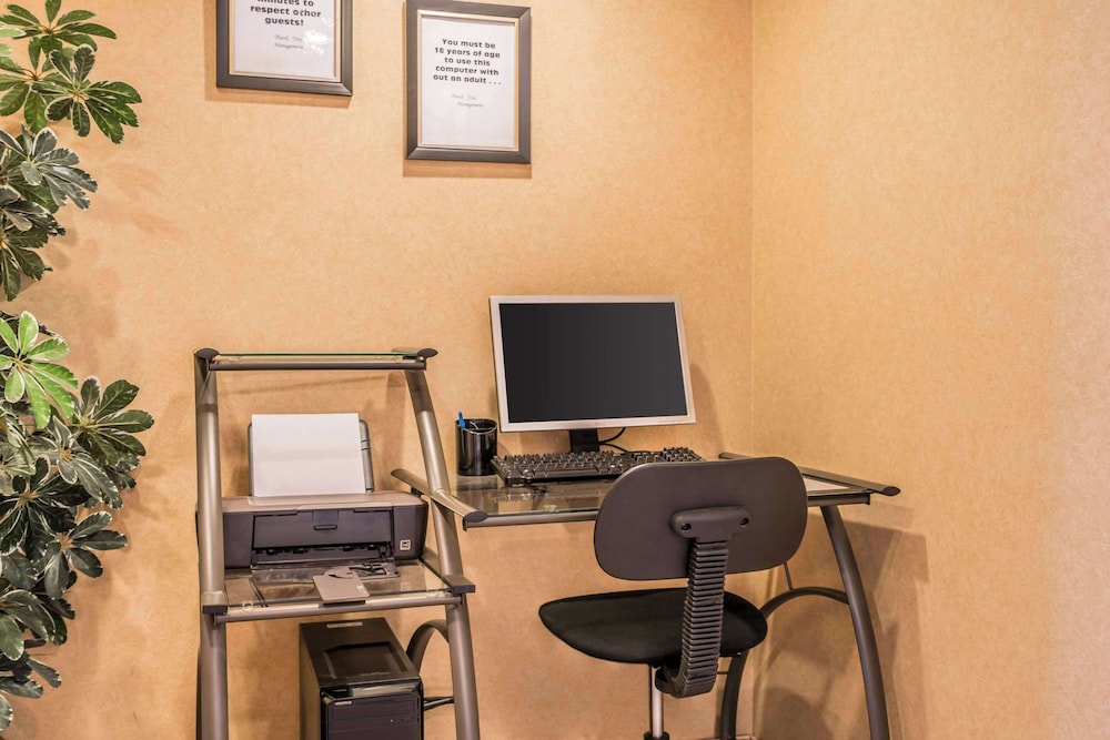 Comfort Inn & Suites Hermiston South - photo 42