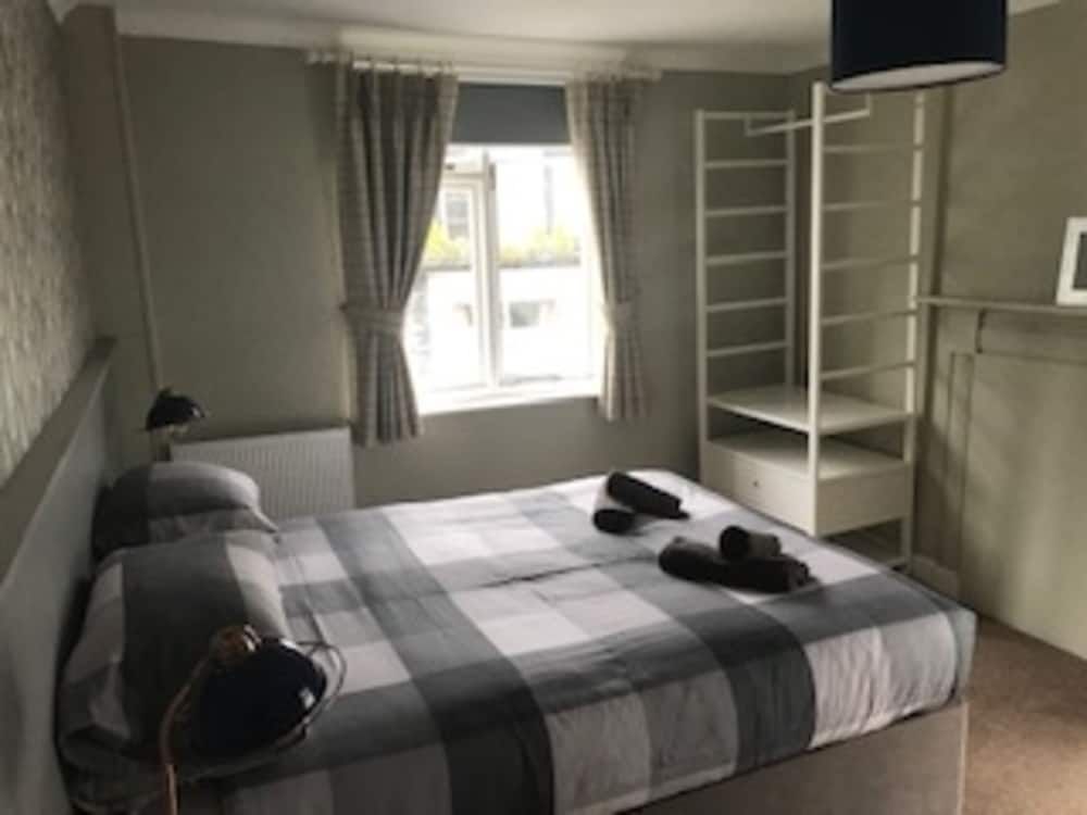 The Kings Head — hotel in Truro